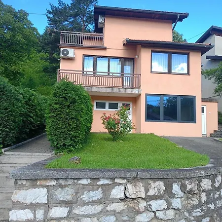 Villa In Breza Village *